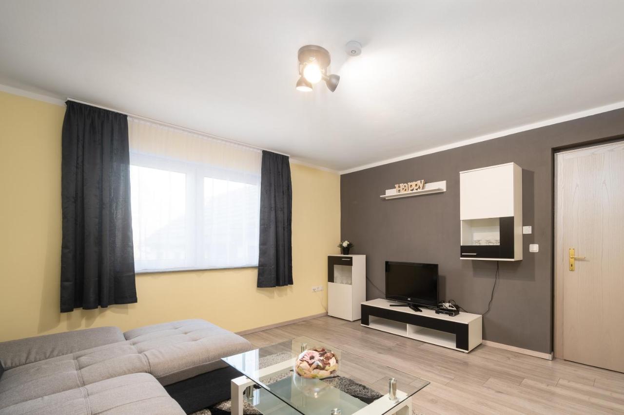 Familienfreundliche 3-Zimmer-Ferienwohnung Saal an der Donau Екстер'єр фото